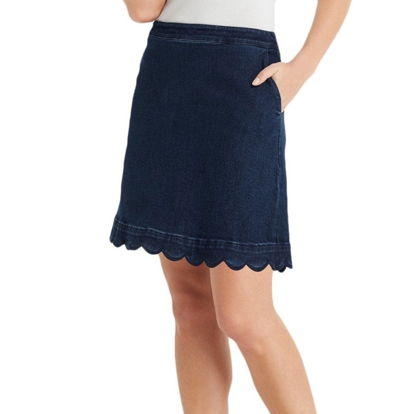 Draper James Dresses & Skirts - Draper James Scallop Denim Skirt size 2 in Dark Wash